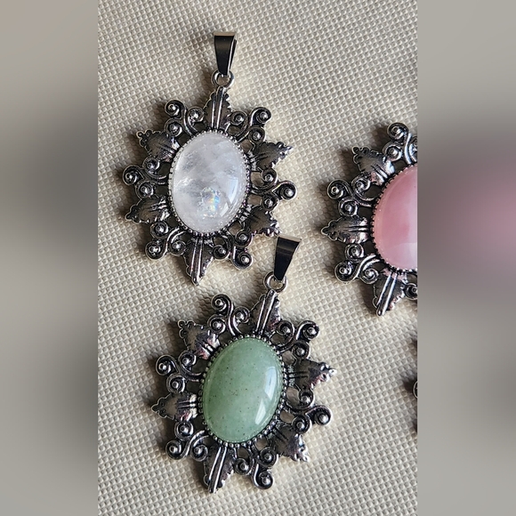 Genuine Crystal Vintage Victorian Style Sun Pendant Necklace With Rope Chain - Picture 12 of 15